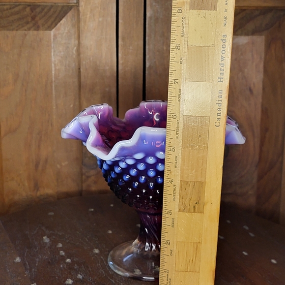 Fenton Art Glass Plum Opalescent Hobnail Ruffled Compote. - Picture 17 of 17